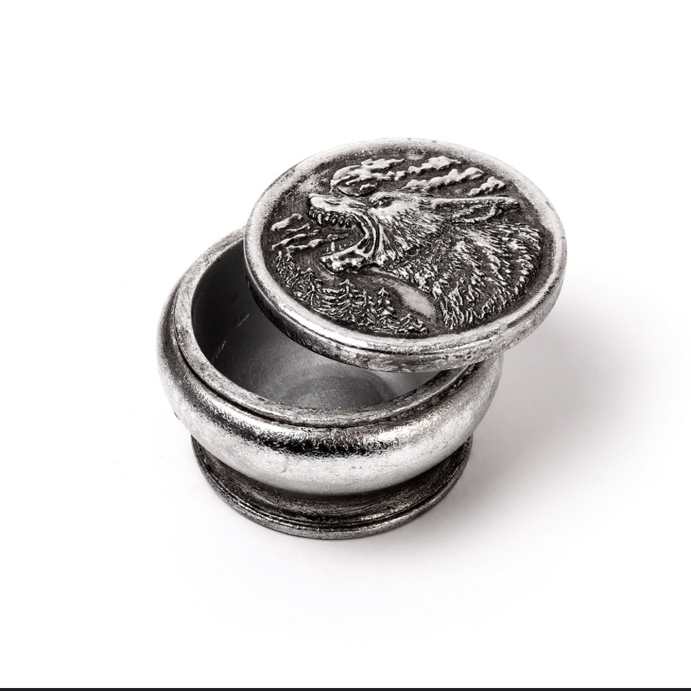 DISCONTINUED!! Alchemy Gothic Hour Of The Wolf Box NWT